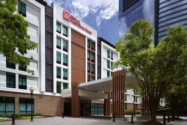 هتل Hilton Garden Inn Atlanta  Buckhead