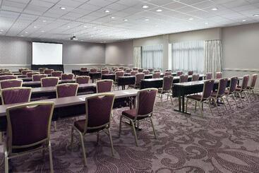 هتل Hilton Garden Inn Atlanta  Buckhead