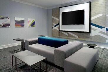 هتل Hilton Garden Inn Atlanta  Buckhead