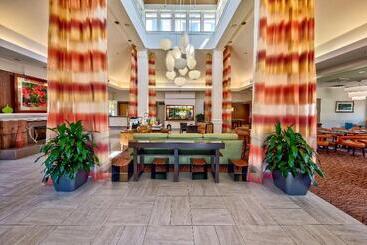 هتل Hilton Garden Inn Houston/bush Intercontinental Airport