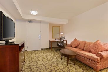 هتل Hilton Garden Inn Lax  El Segundo