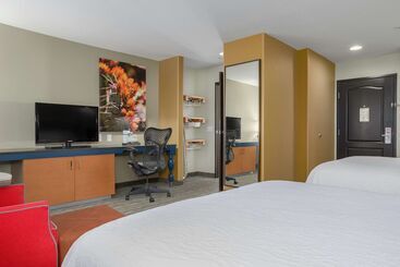 هتل Hilton Garden Inn Phoenix Airport