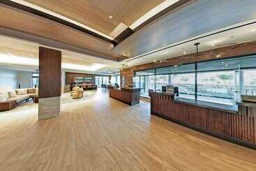 هتل Hilton Grand Vacations Club Maui Bay Villas