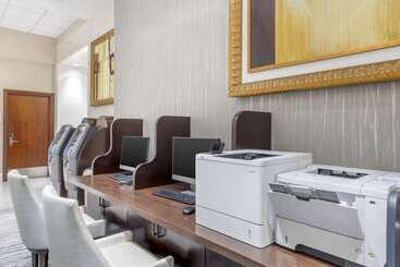 هتل Hilton Grand Vacations Club On The Las Vegas Strip