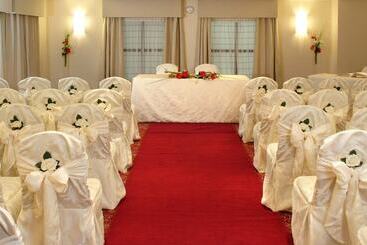 هتل Holiday Inn Derby Nottingham M1 J25 By Ihg