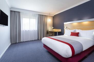 هتل Holiday Inn Express Southampton   M27, J7, An Ihg
