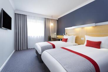 هتل Holiday Inn Express Southampton   M27, J7, An Ihg