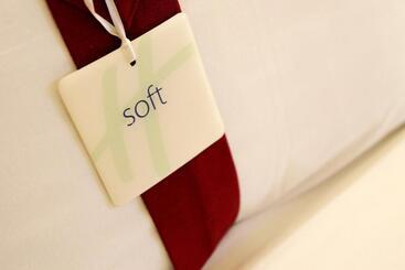 هتل Holiday Inn Express Southampton   M27, J7, An Ihg