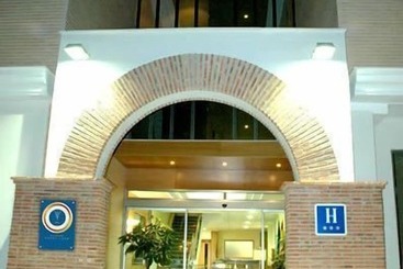 هتل Isur Llerena