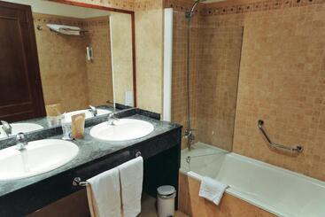 هتل Ohtels Cabogata