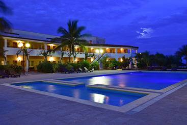هتل Pestana Tropico Ocean & City