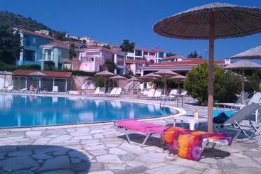 Porto Skala Hotel Village