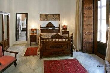 هتل Posada De Palacio