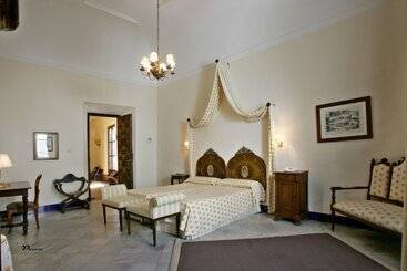 هتل Posada De Palacio