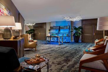 هتل Renaissance Fort Lauderdale Cruise Port