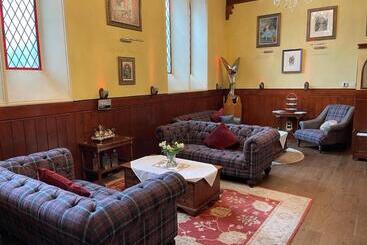 هتل The Auld Kirk