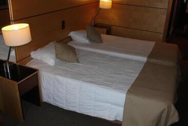 هتل Vip Executive Azores