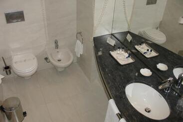 هتل Vip Executive Azores