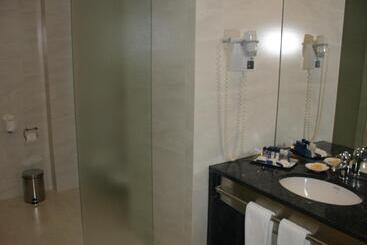 هتل Vip Executive Azores