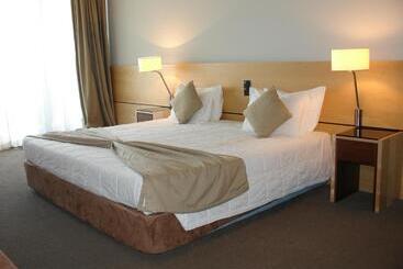 هتل Vip Executive Azores