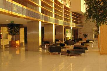هتل Vip Executive Azores