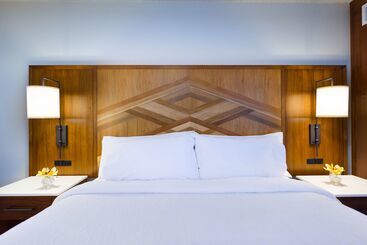 استراحتگاه Hilton Garden Inn Kauai Wailua Bay, Hi