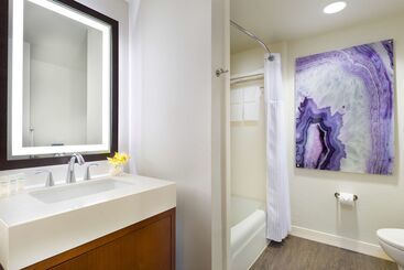استراحتگاه Hilton Garden Inn Kauai Wailua Bay, Hi