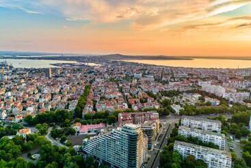 تختخواب و صبحانه Marina Sands Bijou Boutique Is An Excellent Choice For Travelers Visiting Obzor