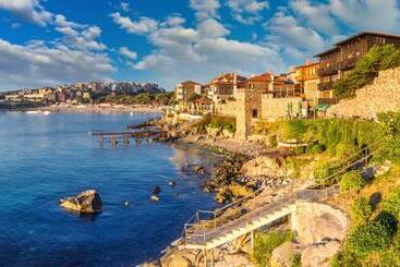 تختخواب و صبحانه Marina Sands Bijou Boutique Is An Excellent Choice For Travelers Visiting Obzor