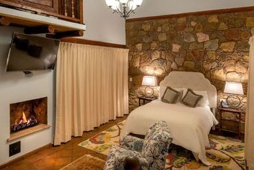هتل Boutique Casa Colorada