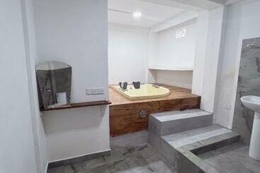 هتل Kanada House Unawatuna