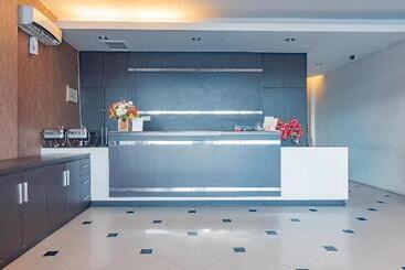 בית מלון כפרי Reddoorz Near Stadion Sanaman Mantikei