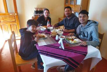 هاستل Amantani Pachatata Lodge