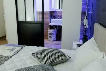 تختخواب و صبحانه Gocce Di Girgenti   Comfort Suites