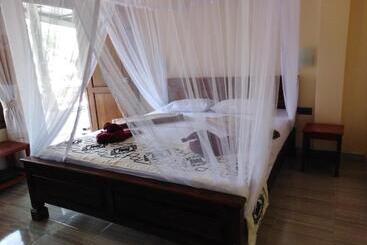 تختخواب و صبحانه Jade Green Rest Inn