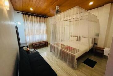 تختخواب و صبحانه Jade Green Rest Inn