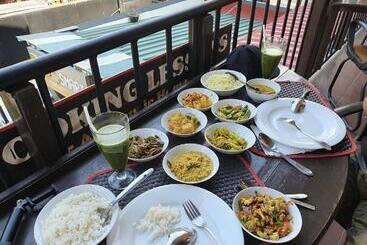 تختخواب و صبحانه Jade Green Rest Inn