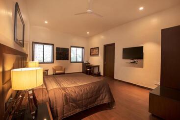 Bed and Breakfast Park Suites