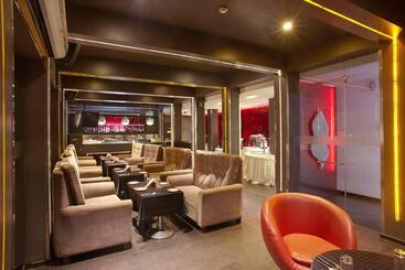 Fahrenheit Hotels & Resorts