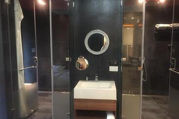 Fahrenheit Hotels & Resorts