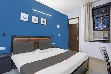 هتل Super Collection O Agniv Residency Near Saket Metro