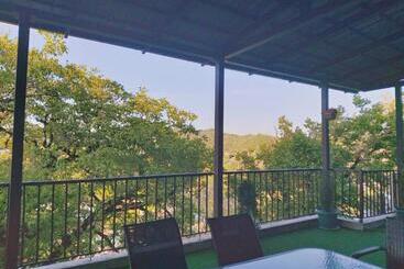 پانسیون Guest House Royal Comfort With Terrace