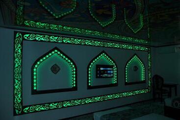 پانسیون Khiva Tosh Darvoza & Trip Service