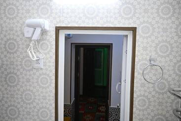 پانسیون Khiva Tosh Darvoza & Trip Service