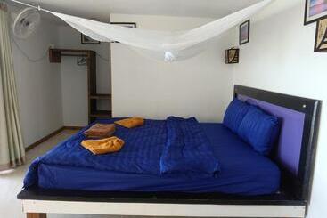 پانسیون Sunny Bungalow
