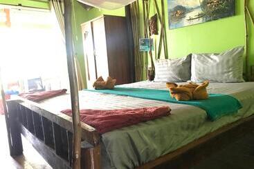 پانسیون Sunny Bungalow