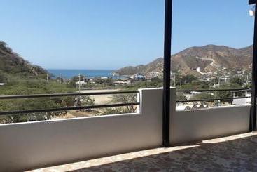 هاستل Hostal Casa Yhoanny