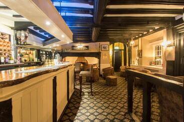 هاستل The Bell Inn