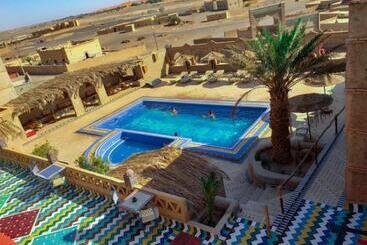 تختخواب و صبحانه Kasbah Azalay Merzouga