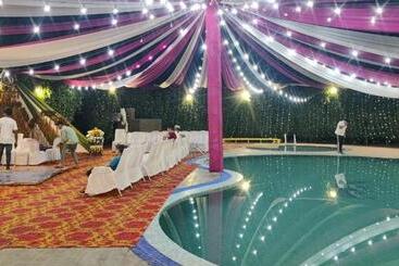 Click Resort Corbett Tiger Den